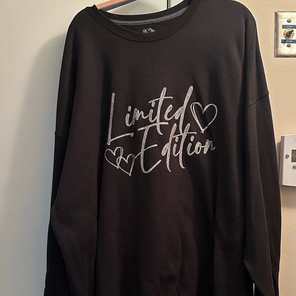 Fruit of the Loom Black Sweatshirt